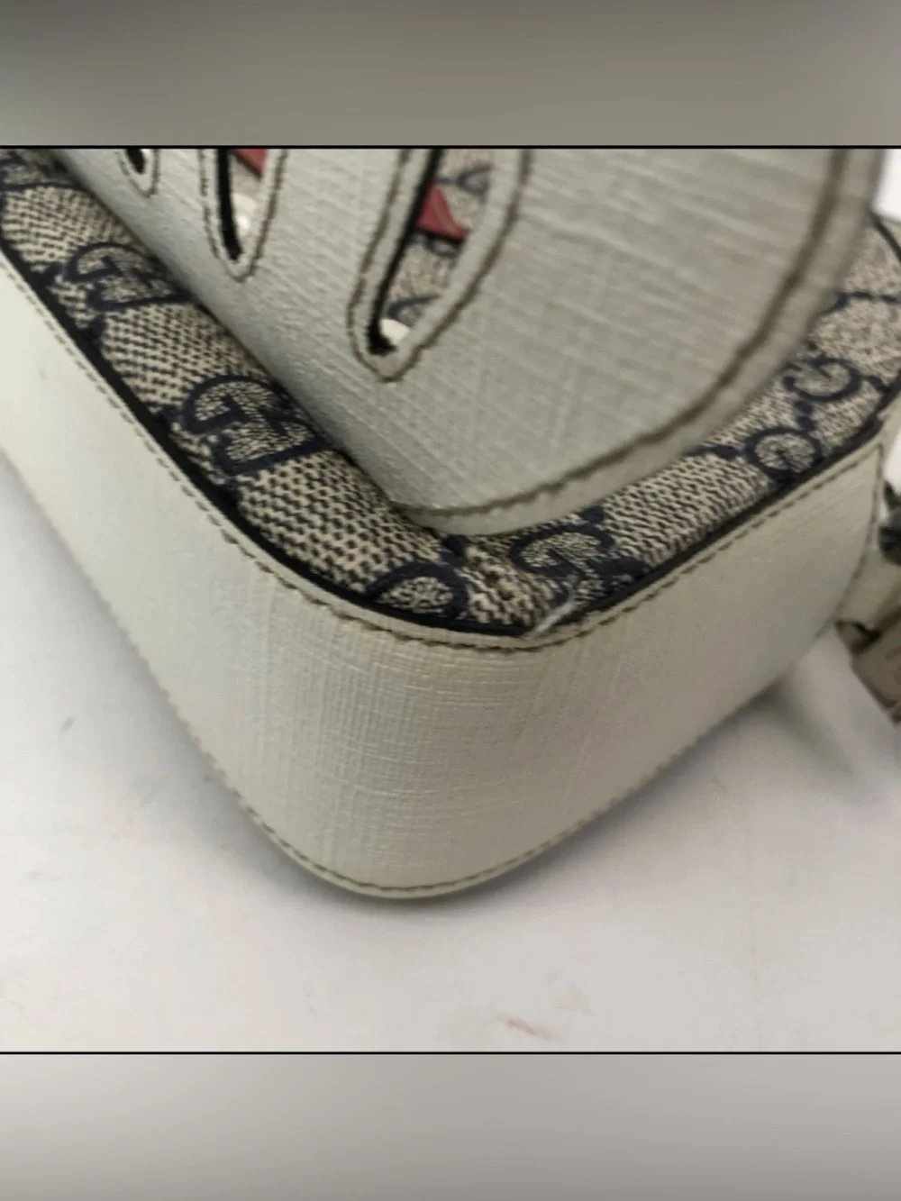 Authentic Gucci Monogram Octopus Purse RARE COA Included - Picture 5 of 8